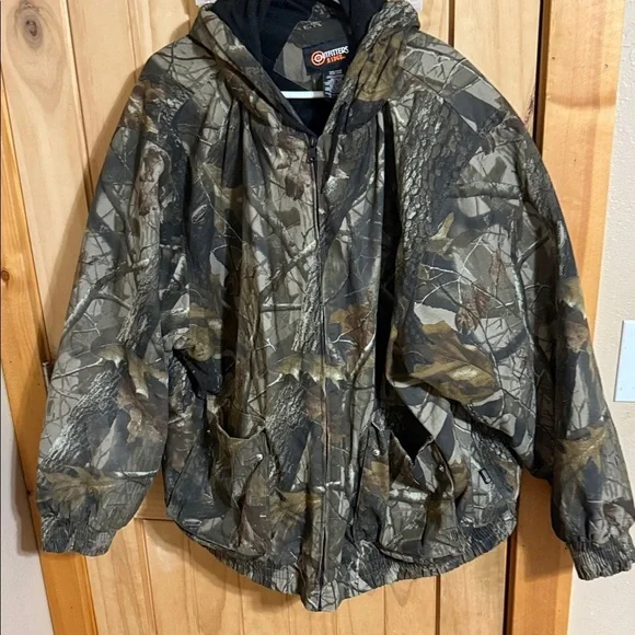 Vintage Outfitters Ridge Camo Hooded Coat - Picture 1 of 6
